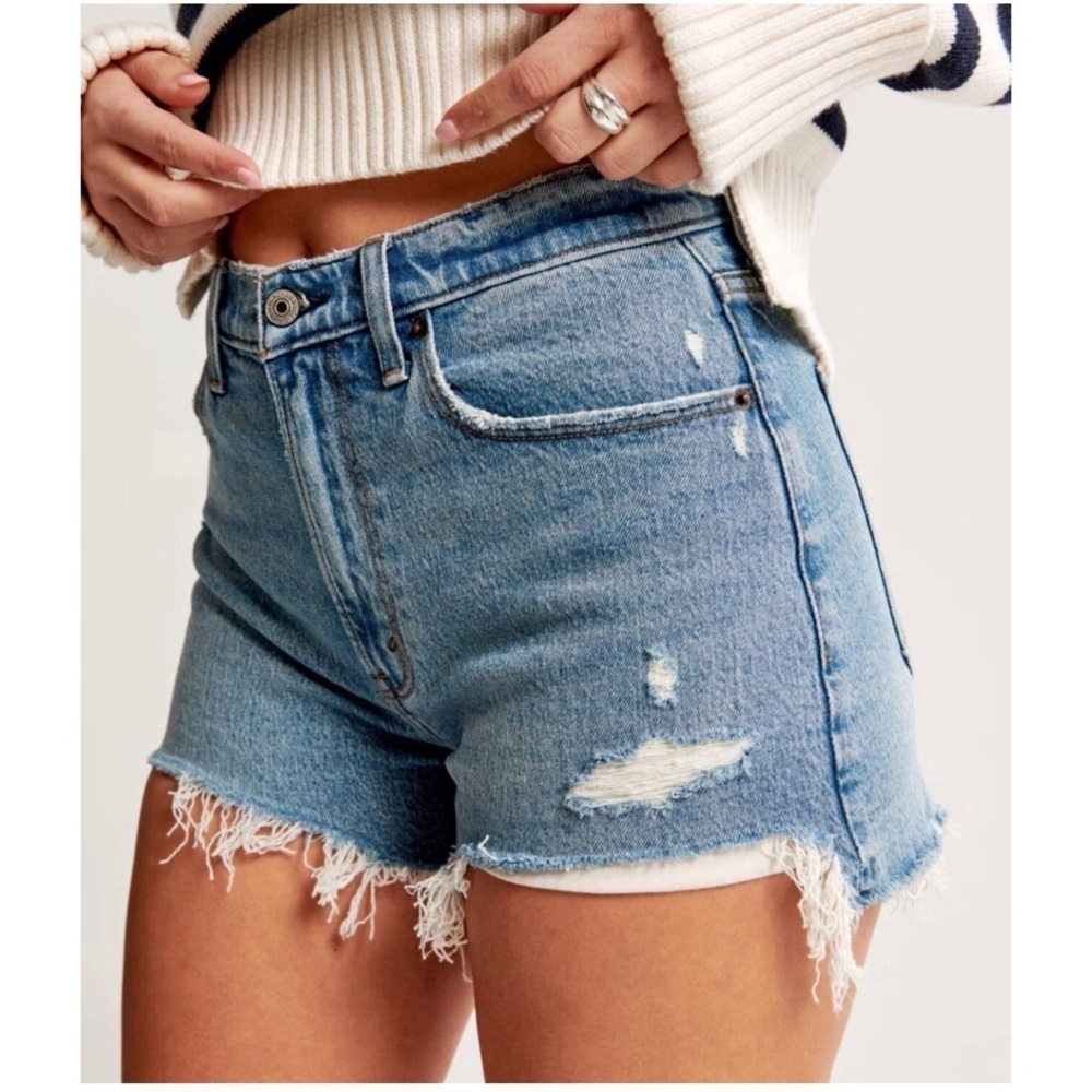ABERCROMBIE & FITCH The Mom High Rise Curve Love Jean Shorts Size 35